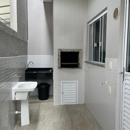 Apartamento Fatima Para Familia Lägenhet Balneário Camboriú Exteriör bild